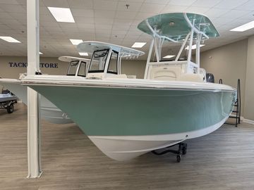 2025 Sea Hunt Ultra 234