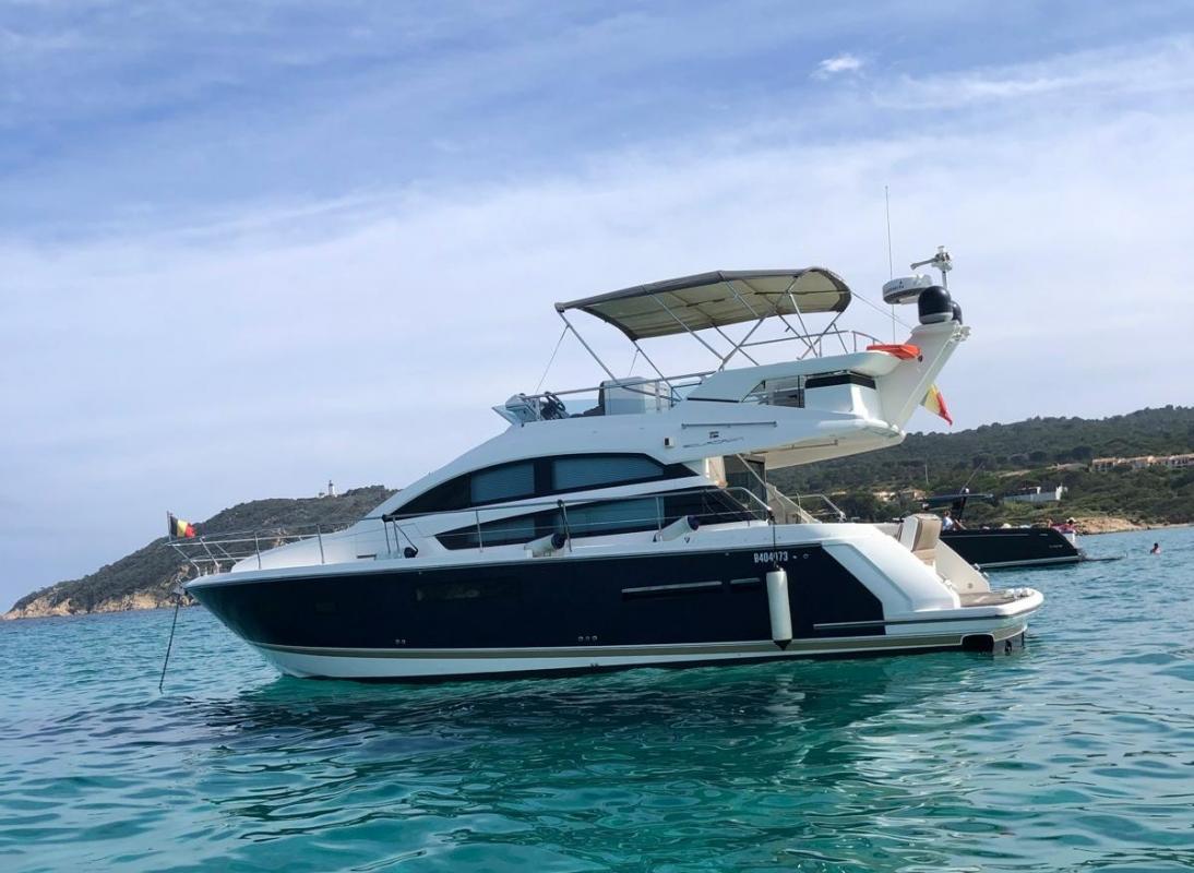2011 Fairline Squadron 42