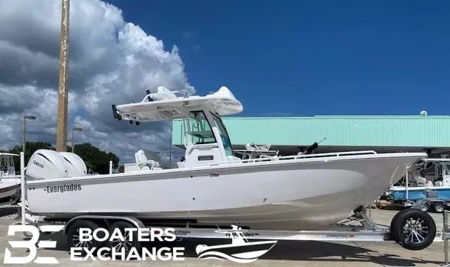 2024 Everglades 273 CC