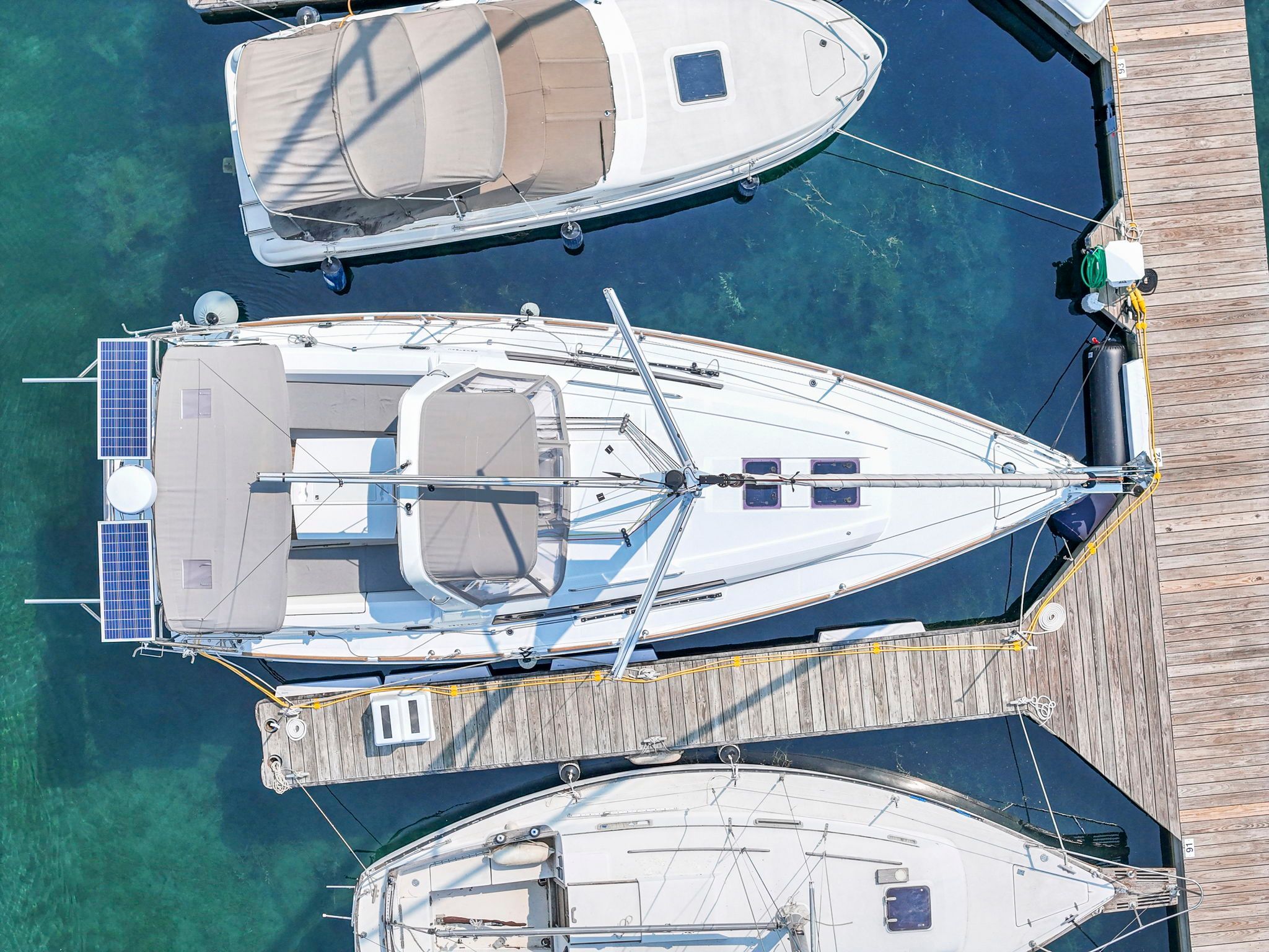 2021 Beneteau Oceanis 35.1