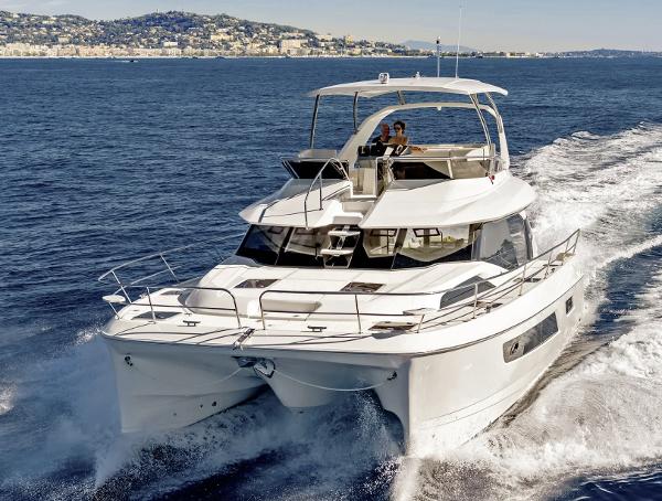 2015 Aquila 44