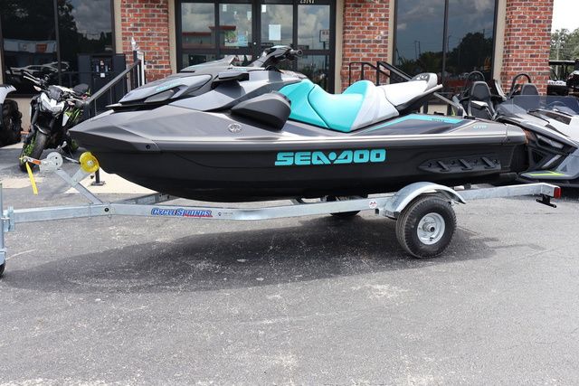 Sea-Doo GTR™ 230 BRP Premium Audio, iBR
