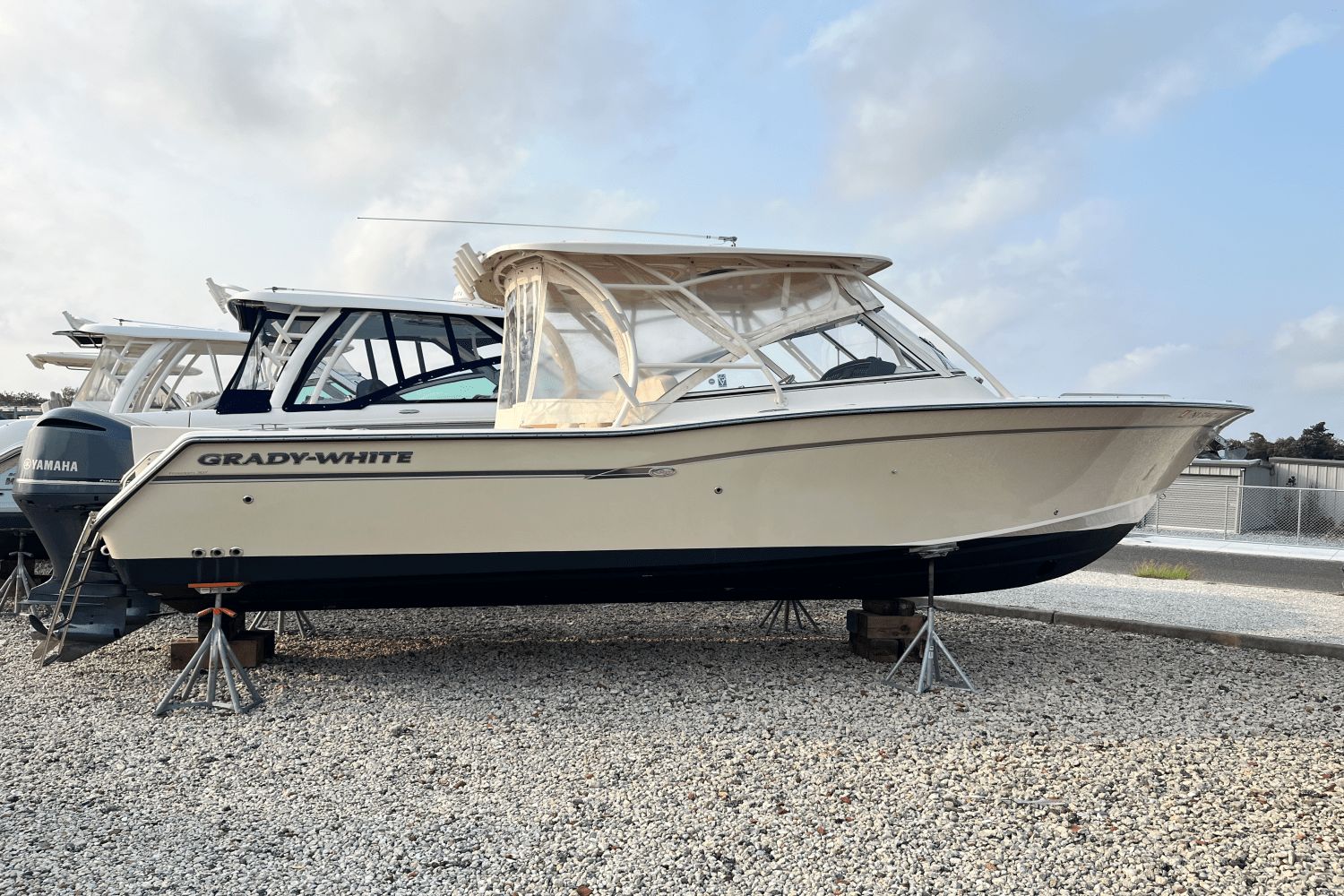 2017 Grady-White Freedom 307