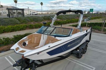 2024 MasterCraft XT20