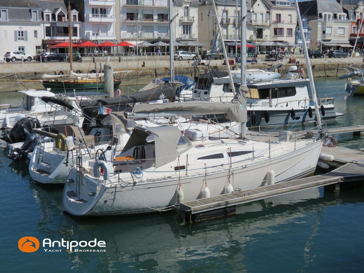 2009 Delphia Delphia 33