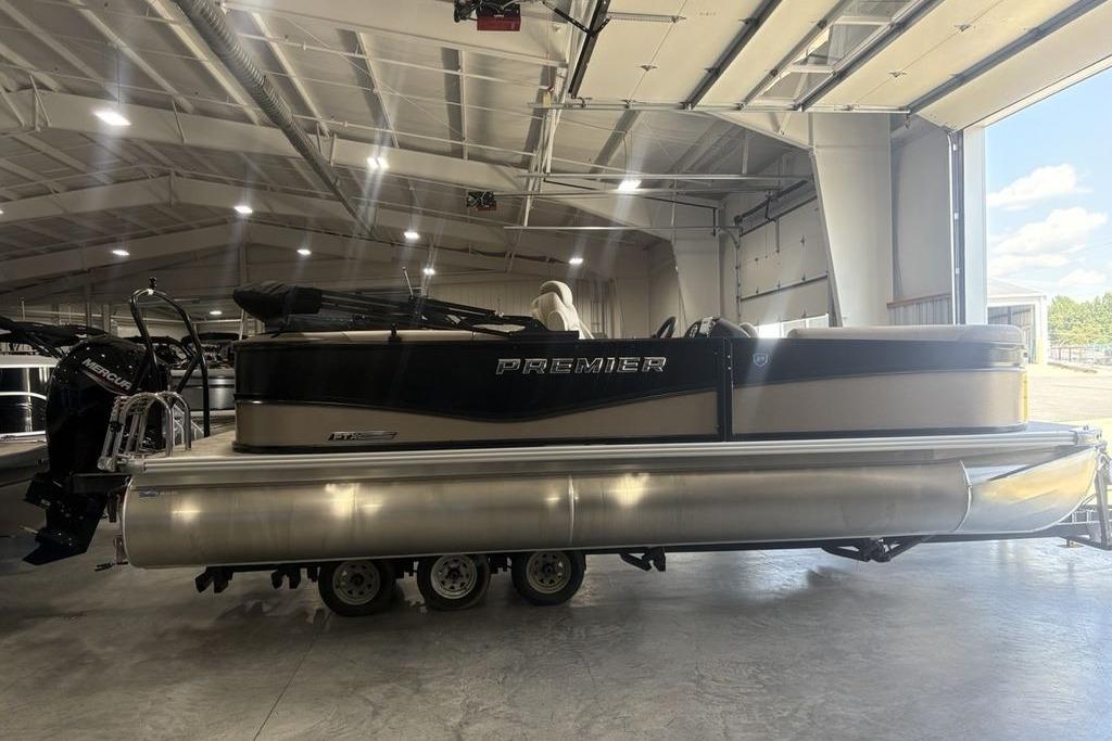2026 Premier 220 Sunscape RF