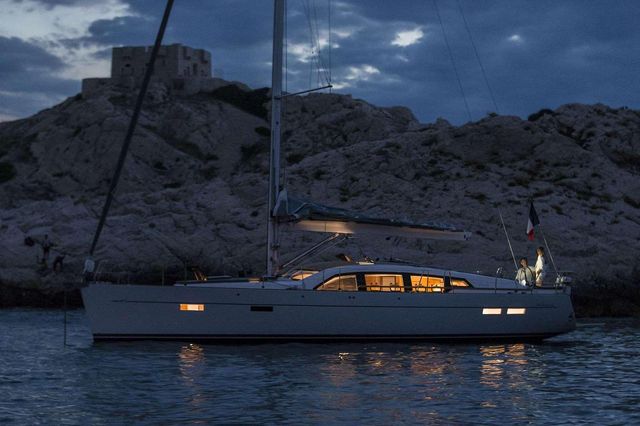 Manufacturer Provided Image: Wauquiez Pilot Saloon 48