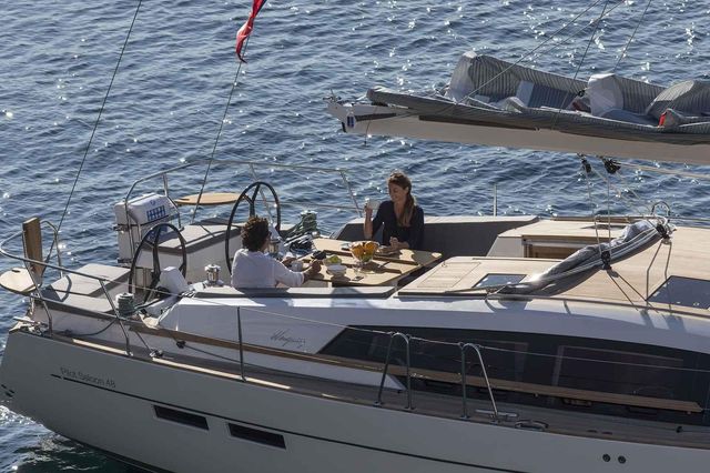Manufacturer Provided Image: Wauquiez Pilot Saloon 48