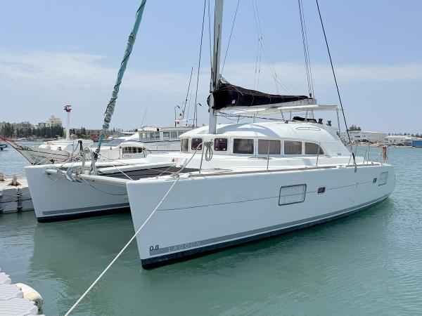 Lagoon 380