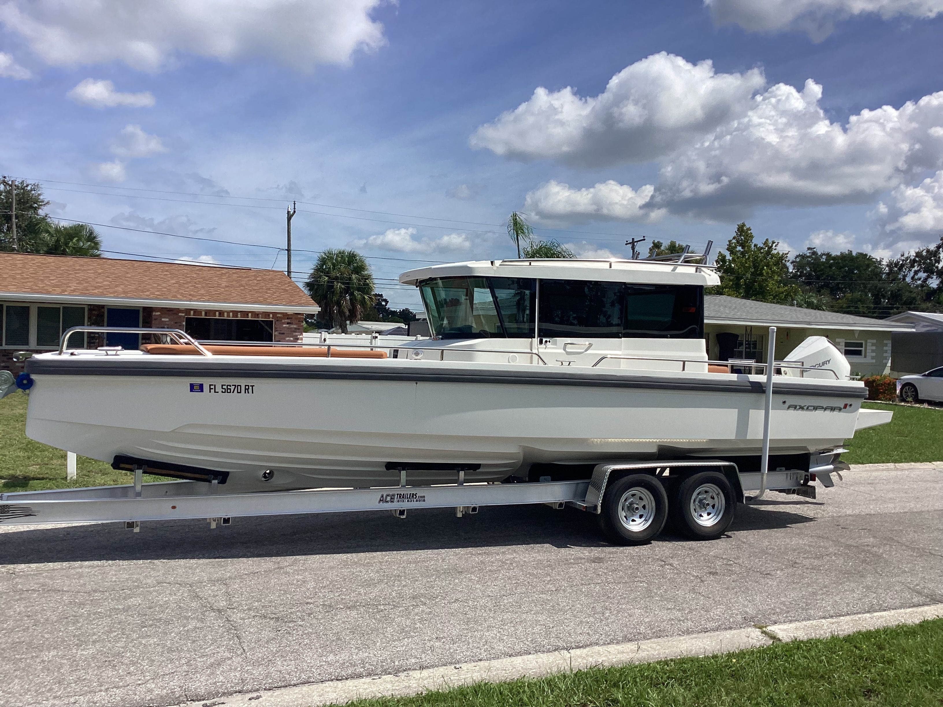 2019 Axopar 28 CABIN