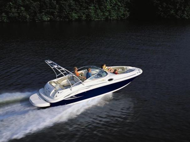 Sea Ray 240 Sundeck Manufacturer Provided Image
