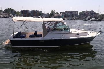 2005 Hunt Yachts Surfhunter 25