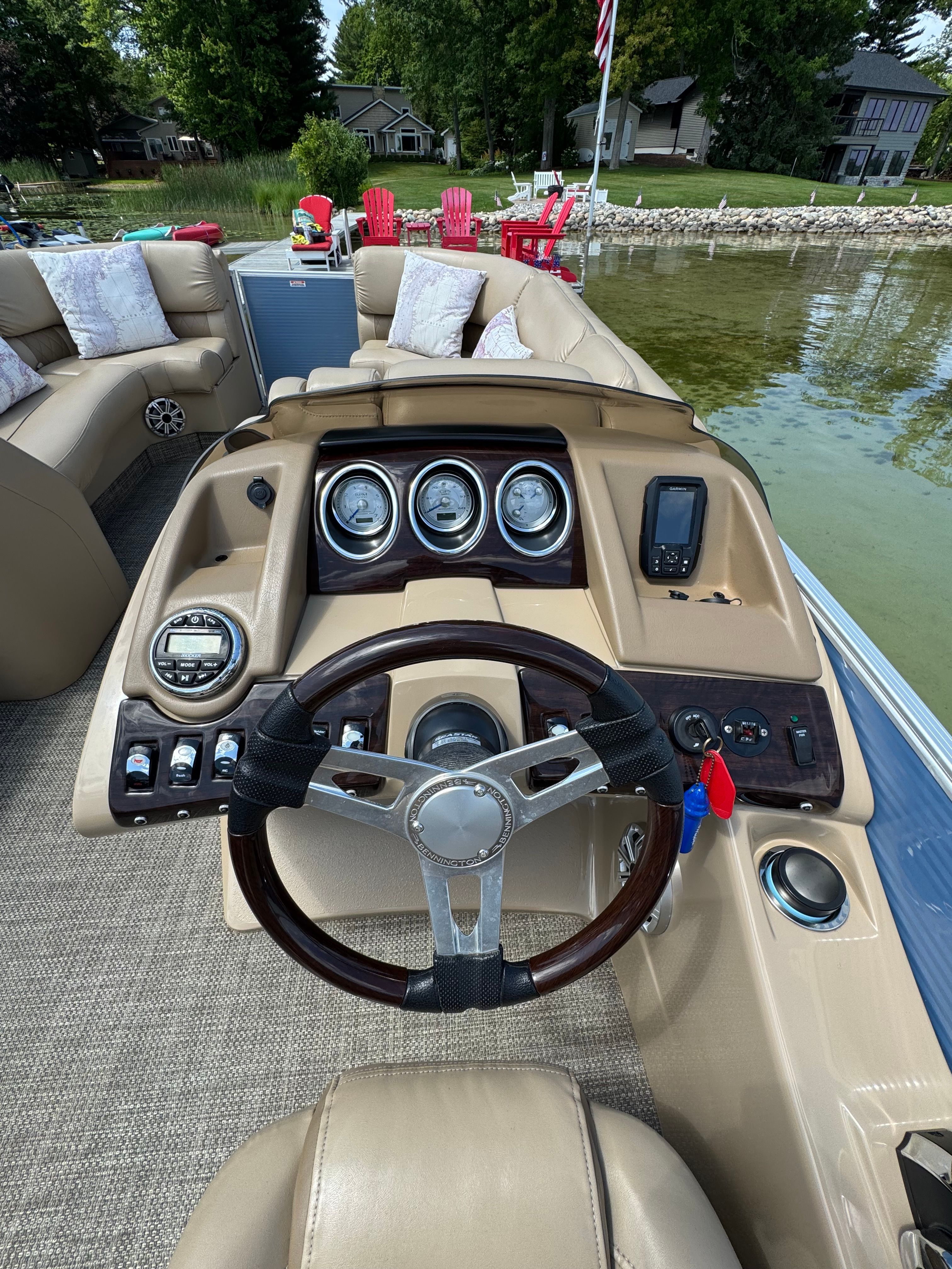 2016 Bennington 2350 RSR
