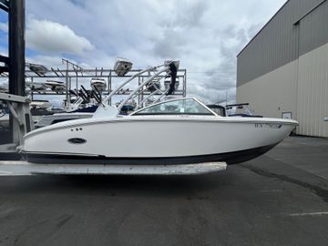 2023 Cobalt CS23 Surf
