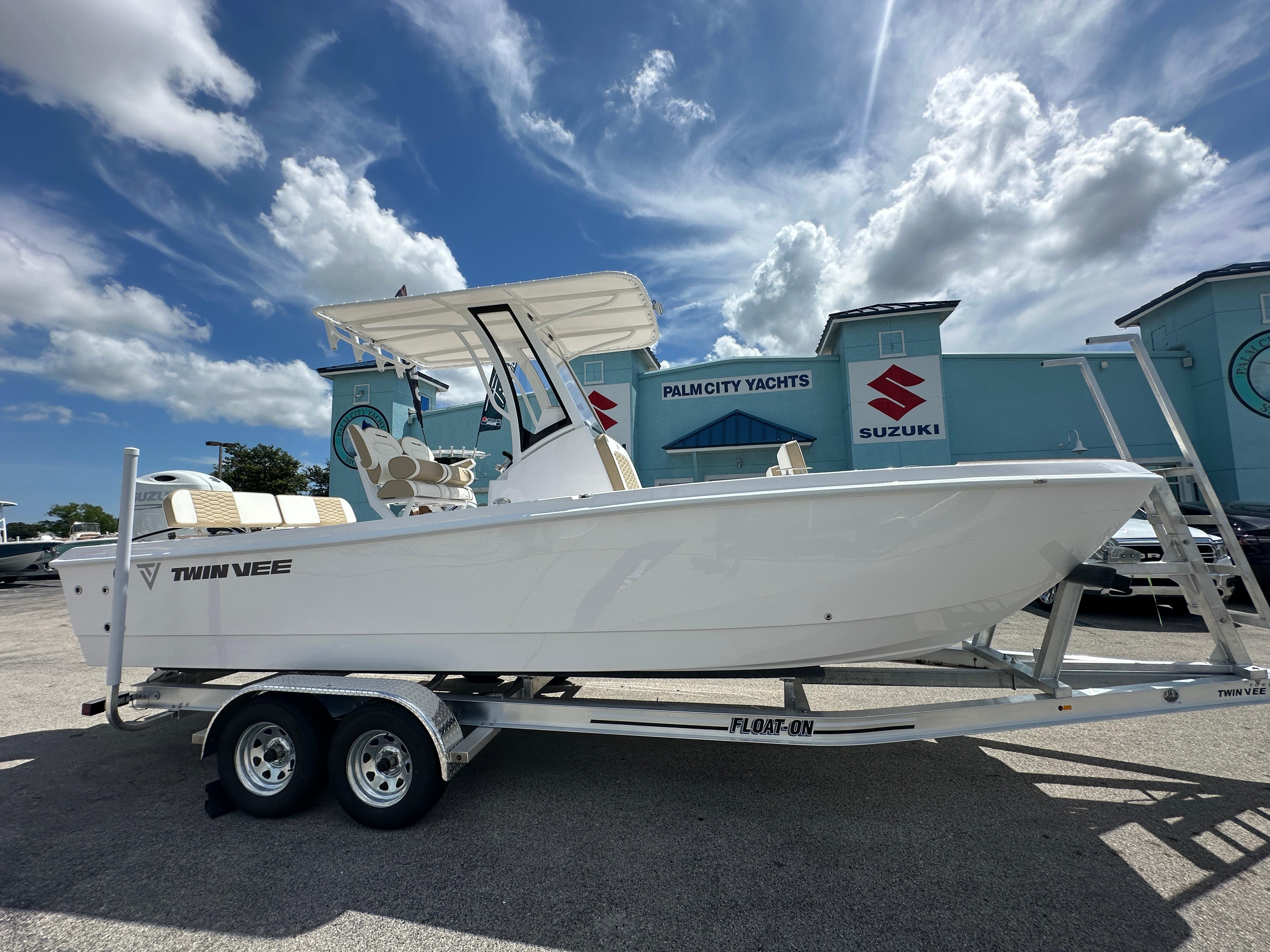 2026 Twin Vee 22 Bay Cat