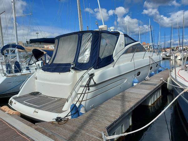 1999 Princess V40
