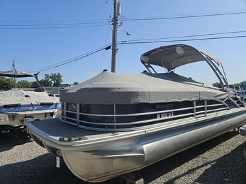 2022 Bennington 25 RSBA