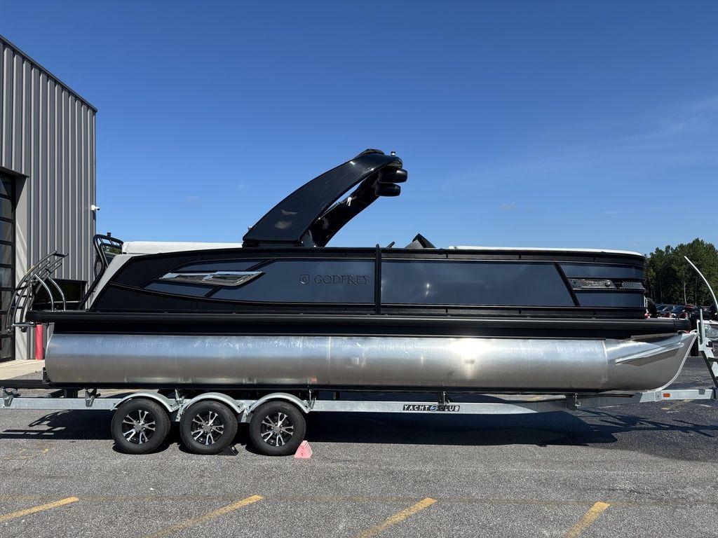 2026 Godfrey AquaPatio 255 ULC