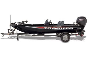 Tracker Pro Team 175 TXW 2026 Tracker Pro Team 175 TXW fishing boat on trailer, side view.