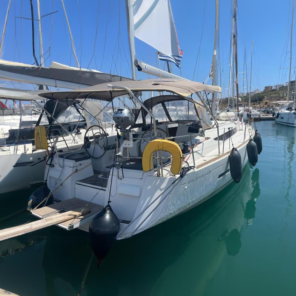 2012 Jeanneau Sun Odyssey 439