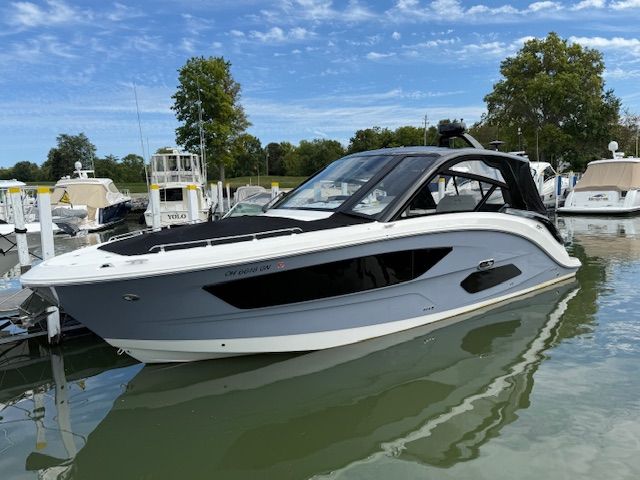 2024 Sea Ray 370 SUNDANCER OB