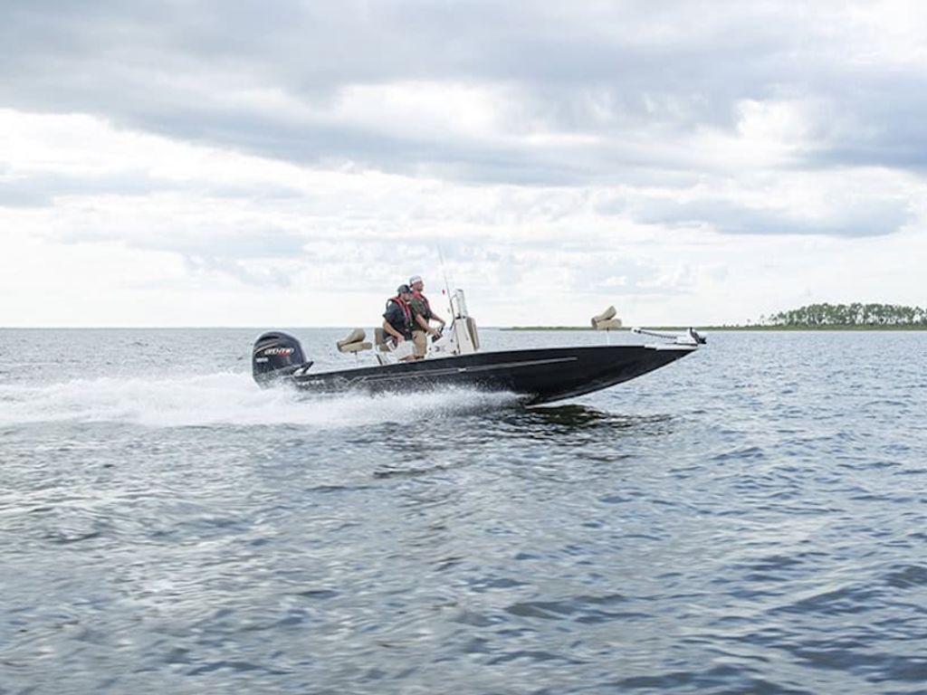 2026 Xpress H22 Bay