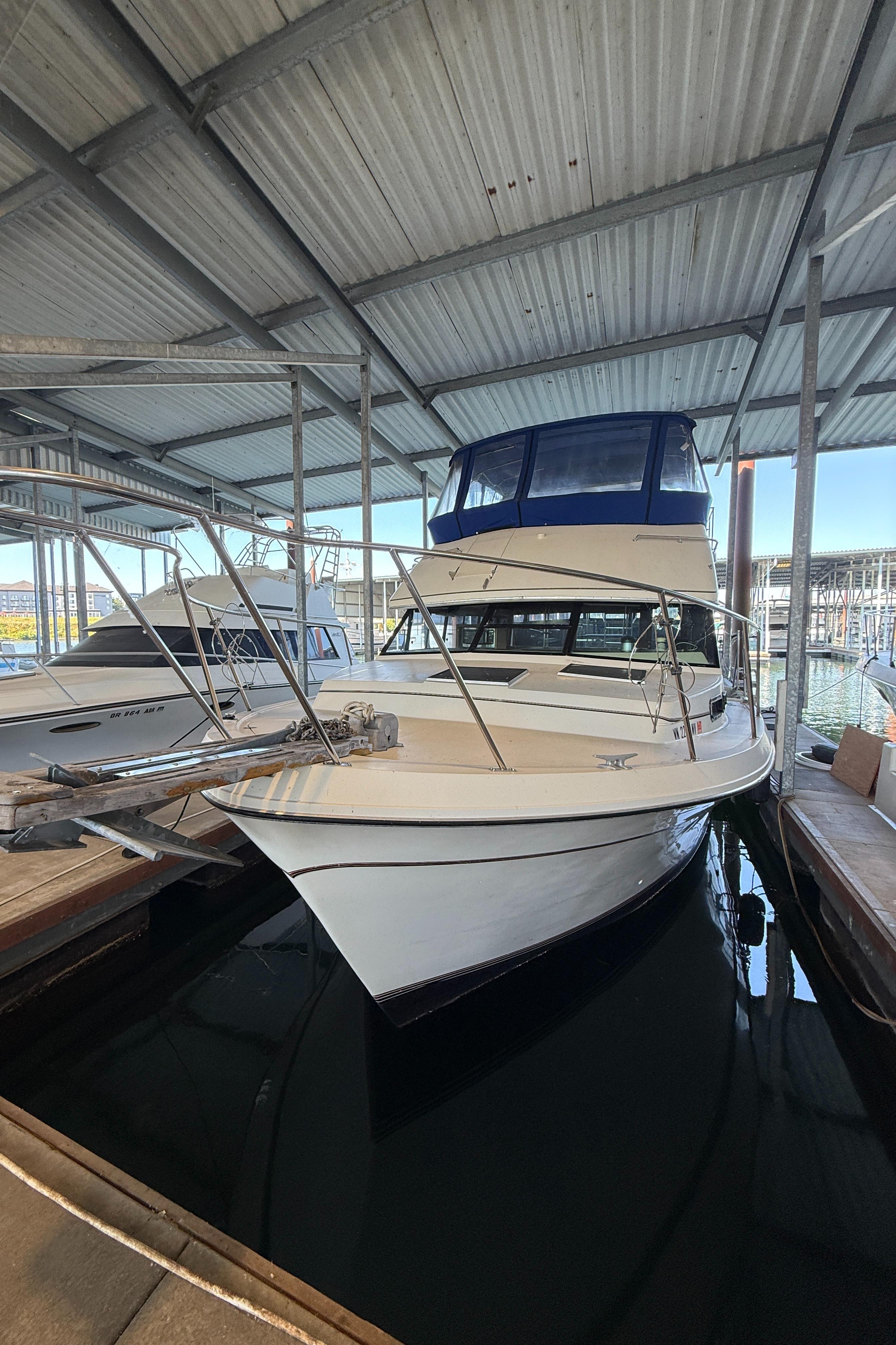 1980 Bayliner 4050 Bodega