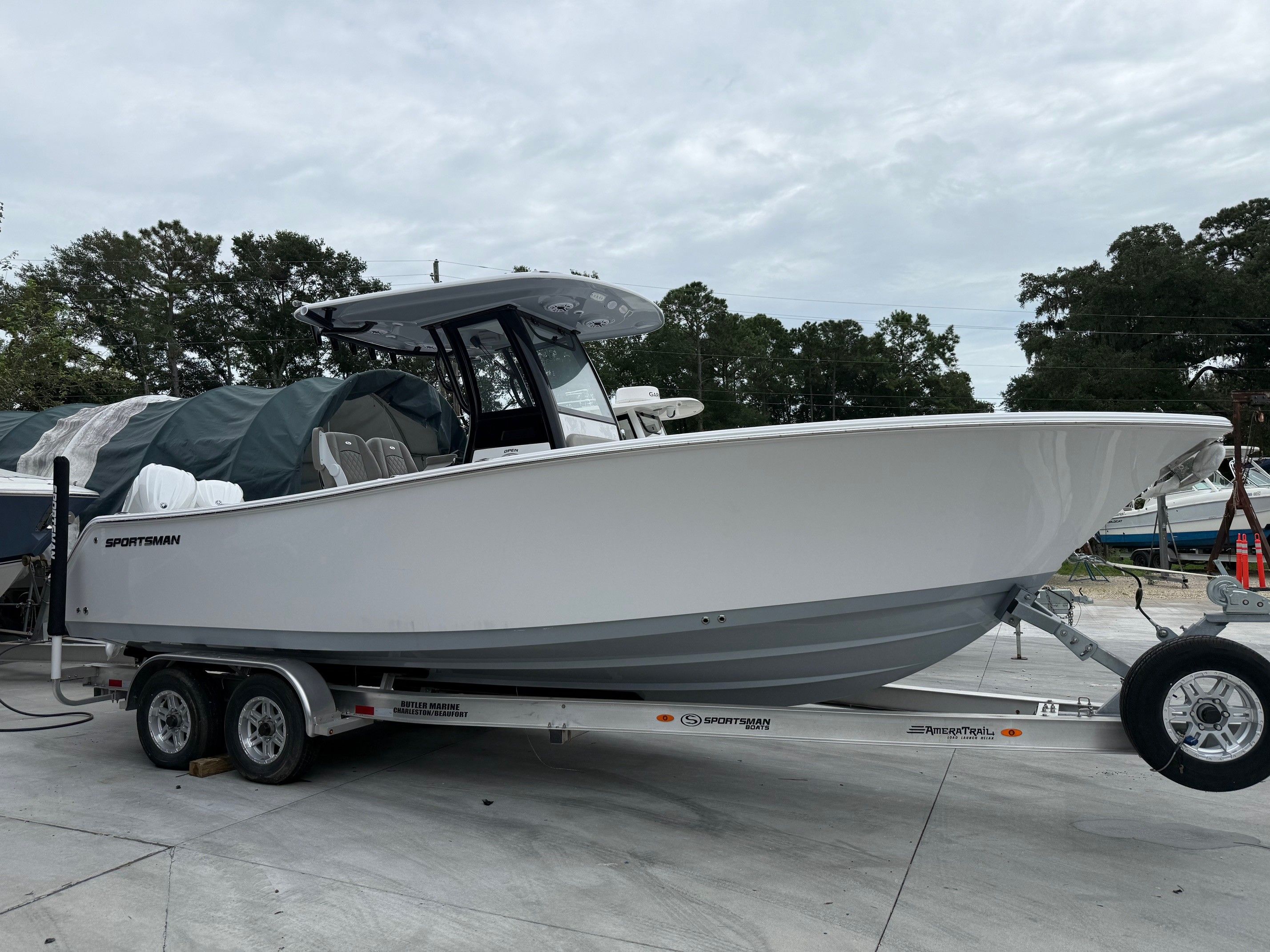 2025 Sportsman Open 252 Center Console