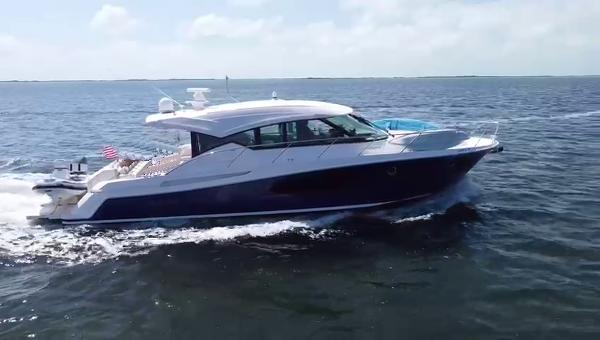 Tiara Yachts C53 Coupe