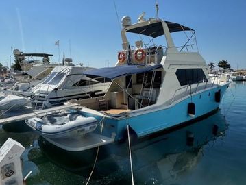 1989 Hatteras 52