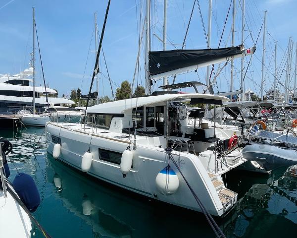 2018 Lagoon 40