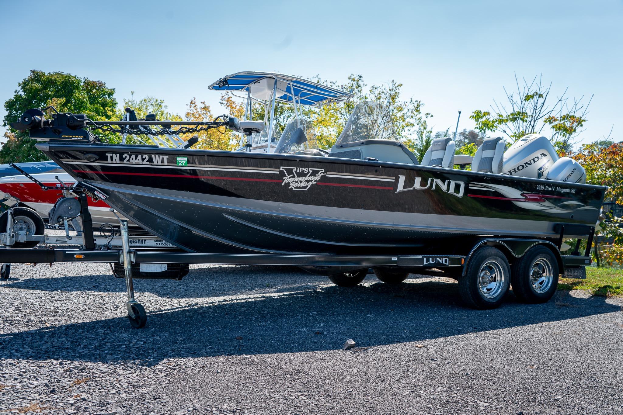 2006 Lund 2025 Pro-V Magnum SE