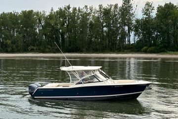 2016 Grady-White Freedom 307