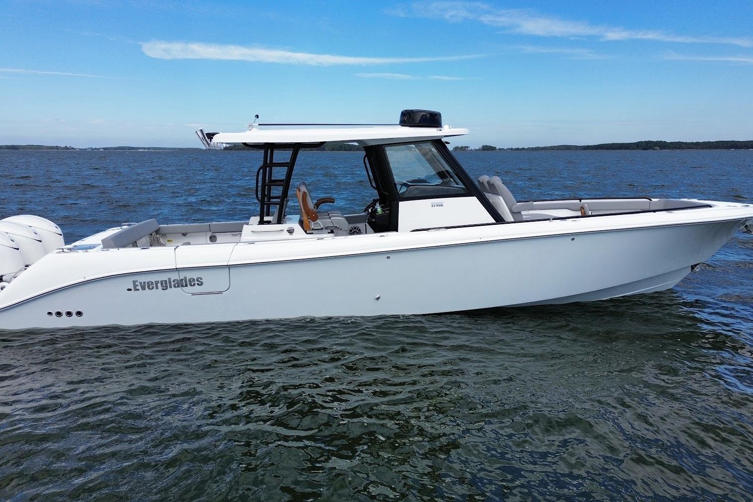 2026 Everglades 375 Center Console