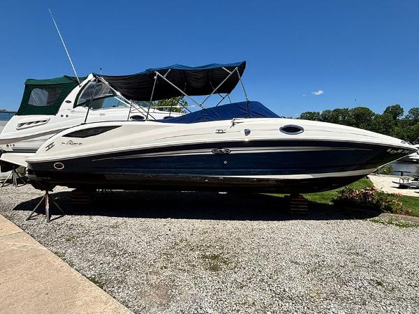 2009 Sea Ray 290 Sundeck