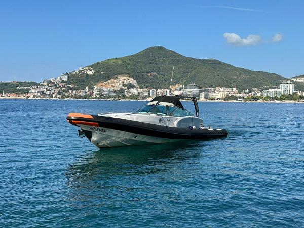 2014 Nordic Ocean Craft Arctic Blue 37 - Volvo Penta D6-370 TWIN