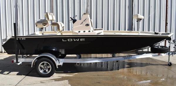 2019 20' Lowe 20 Catfish Aluminum Fishing Bay Boat