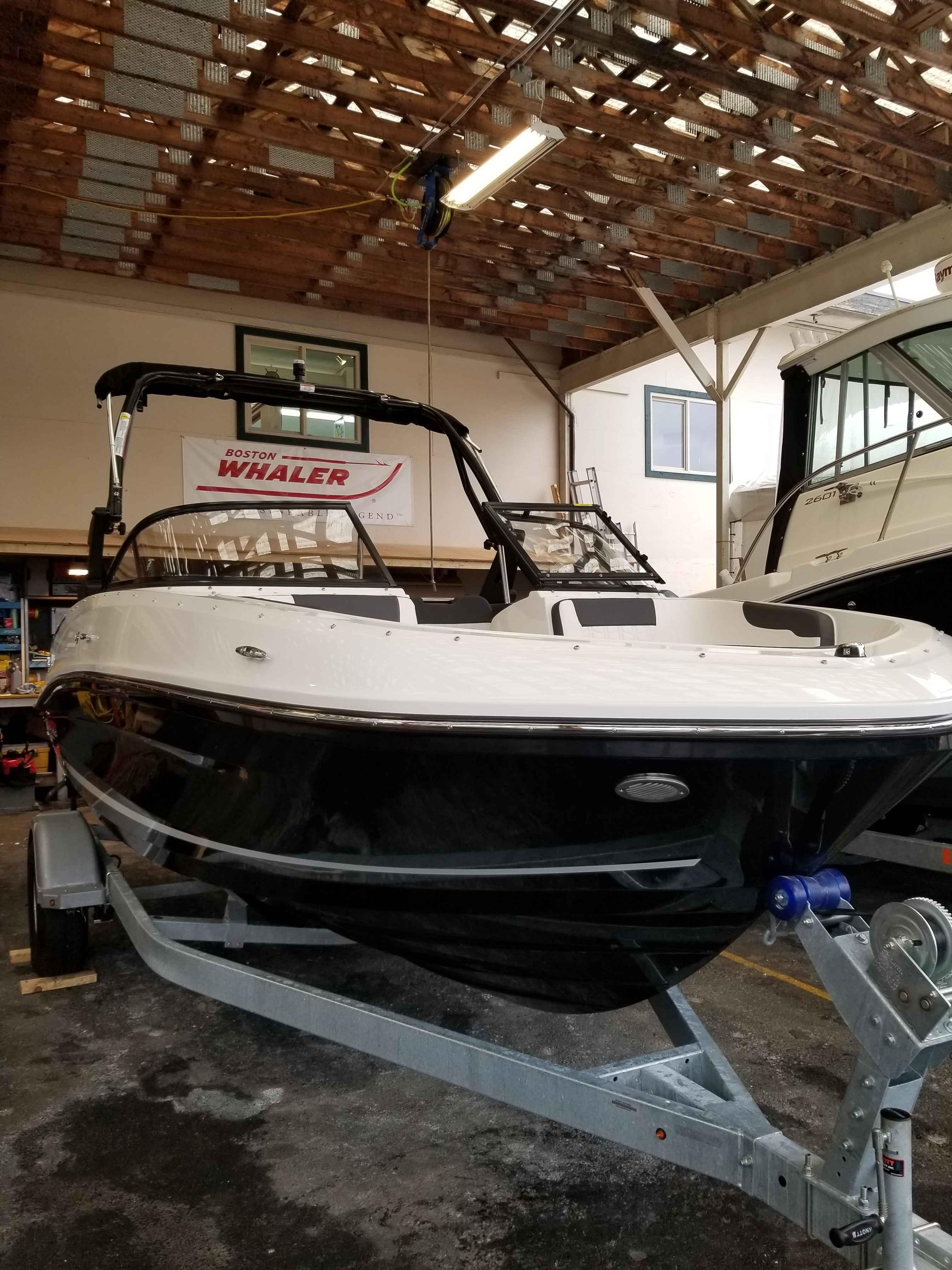 2022 Bayliner VR5