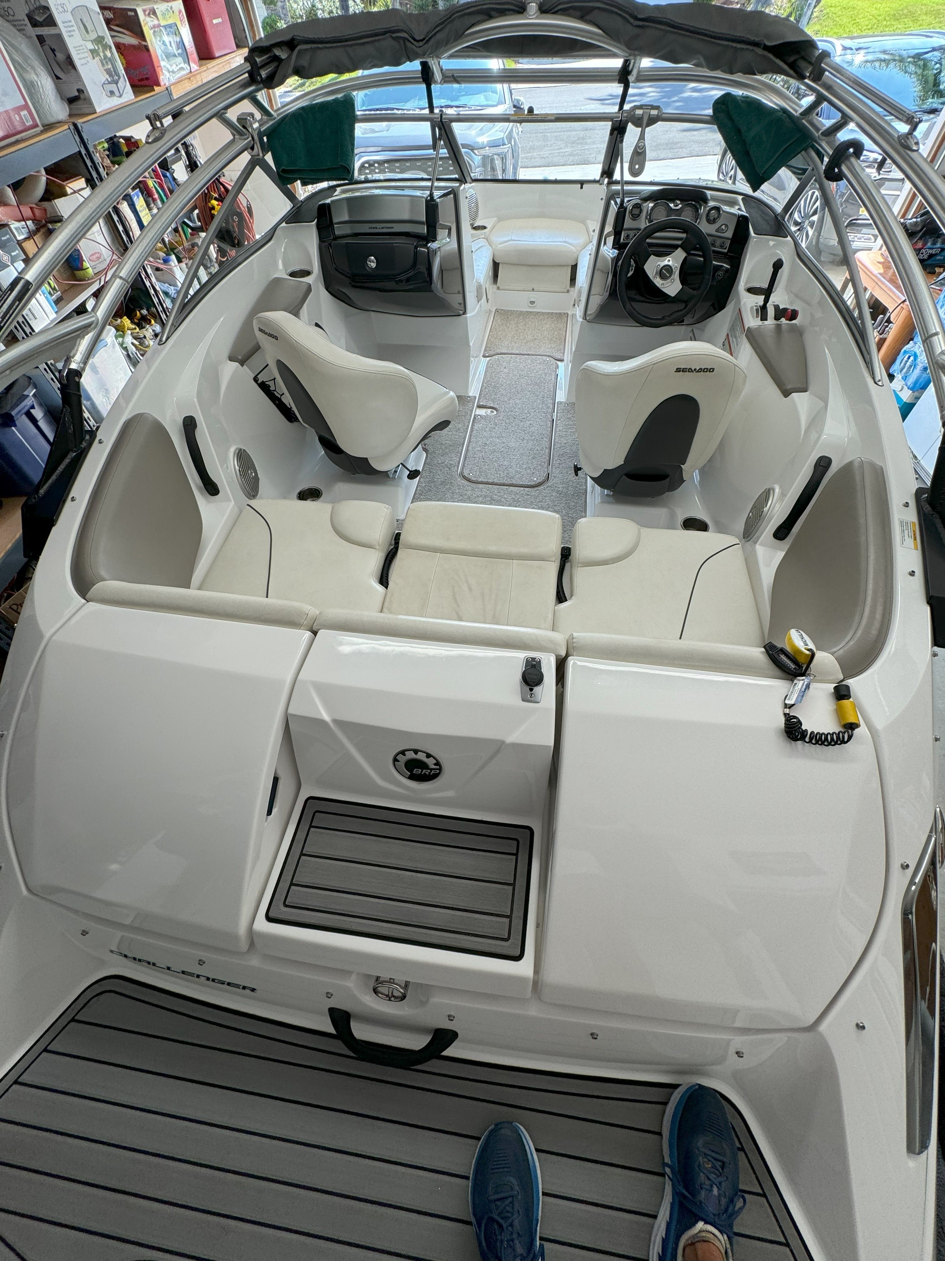 2011 Sea-Doo Sport Boats 180 Challenger SE