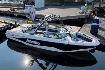2026 Malibu Wakesetter 25 LSV