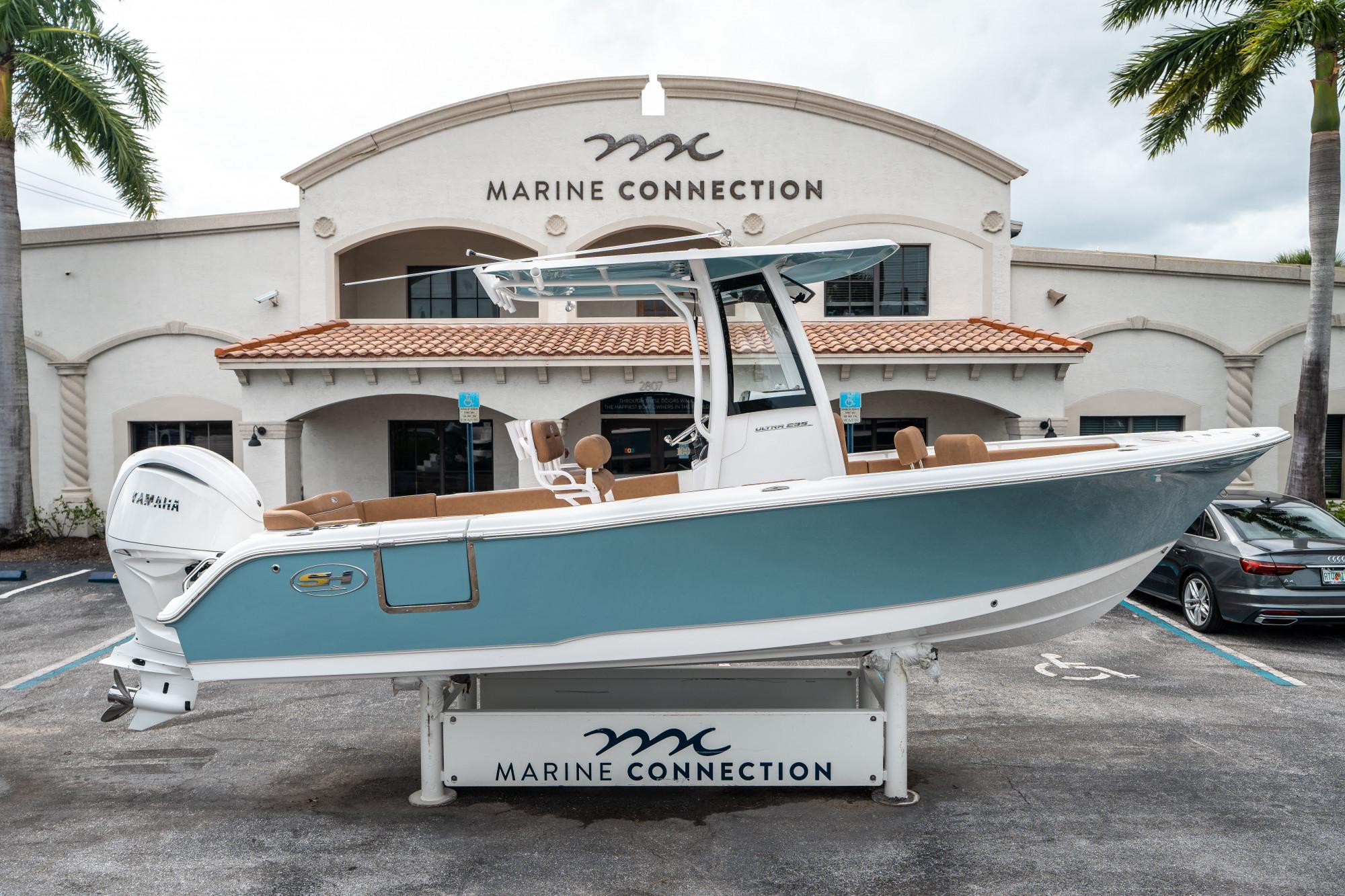 2025 Sea Hunt Ultra 235 SE