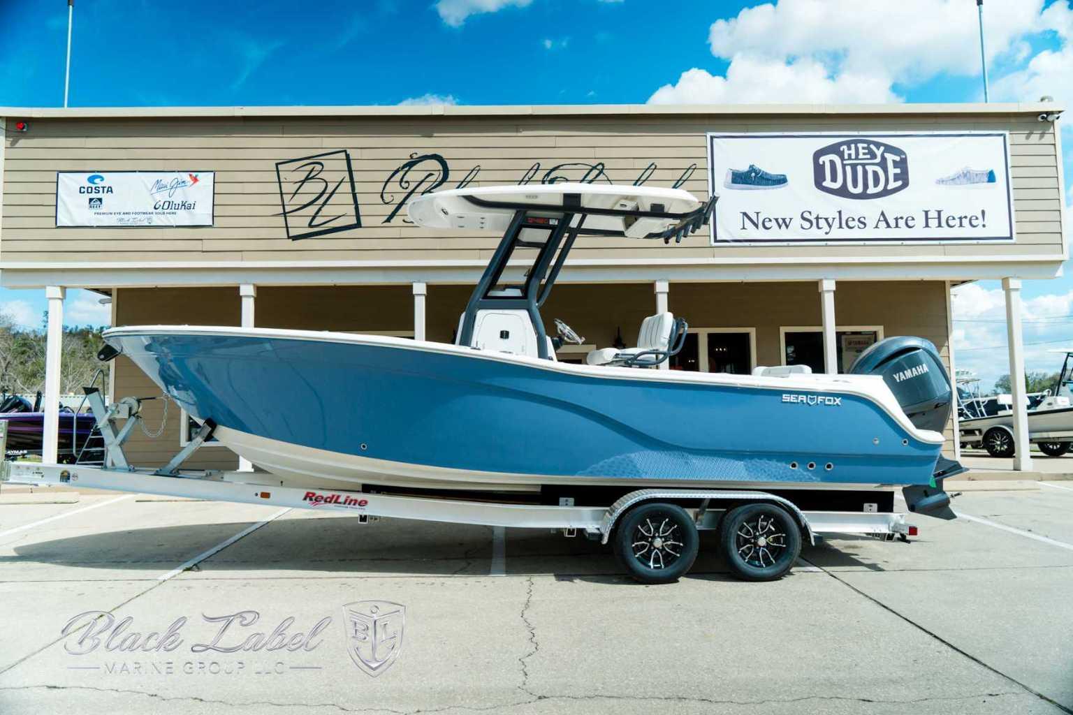 2025 Sea Fox 248 Commander