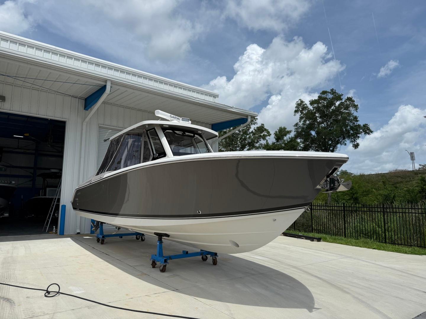 2021 Pursuit S 328 Sport