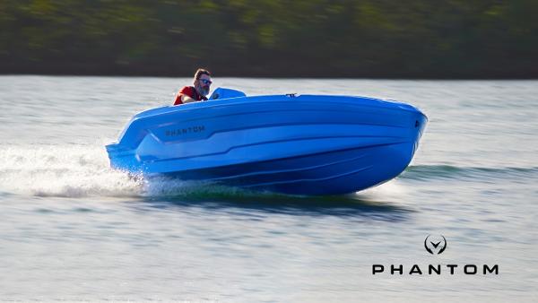 2024 Vision Marine Technologies Phantom