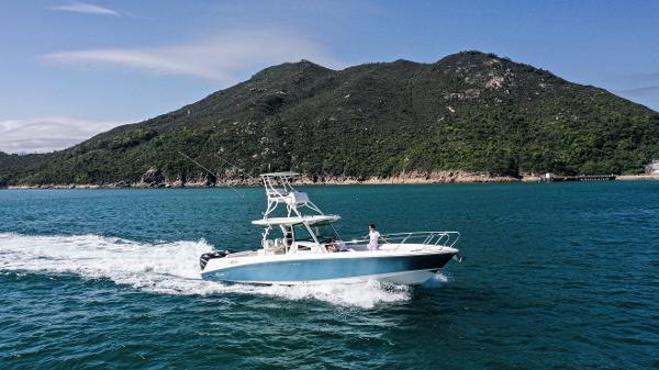 2015 Boston Whaler 370 Outrage