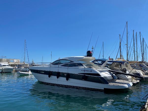 Pershing 50