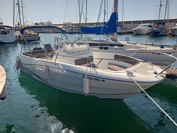 2016 Jeanneau Cap Camarat 7.5 CC SÉRIE 2