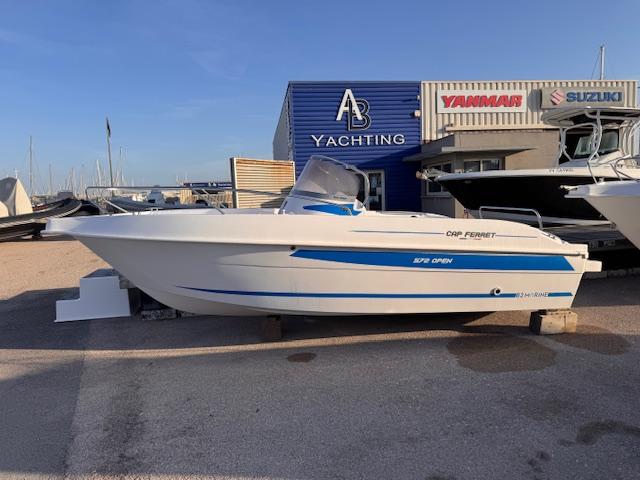 B2 Marine CAP FERRET 572 OPEN