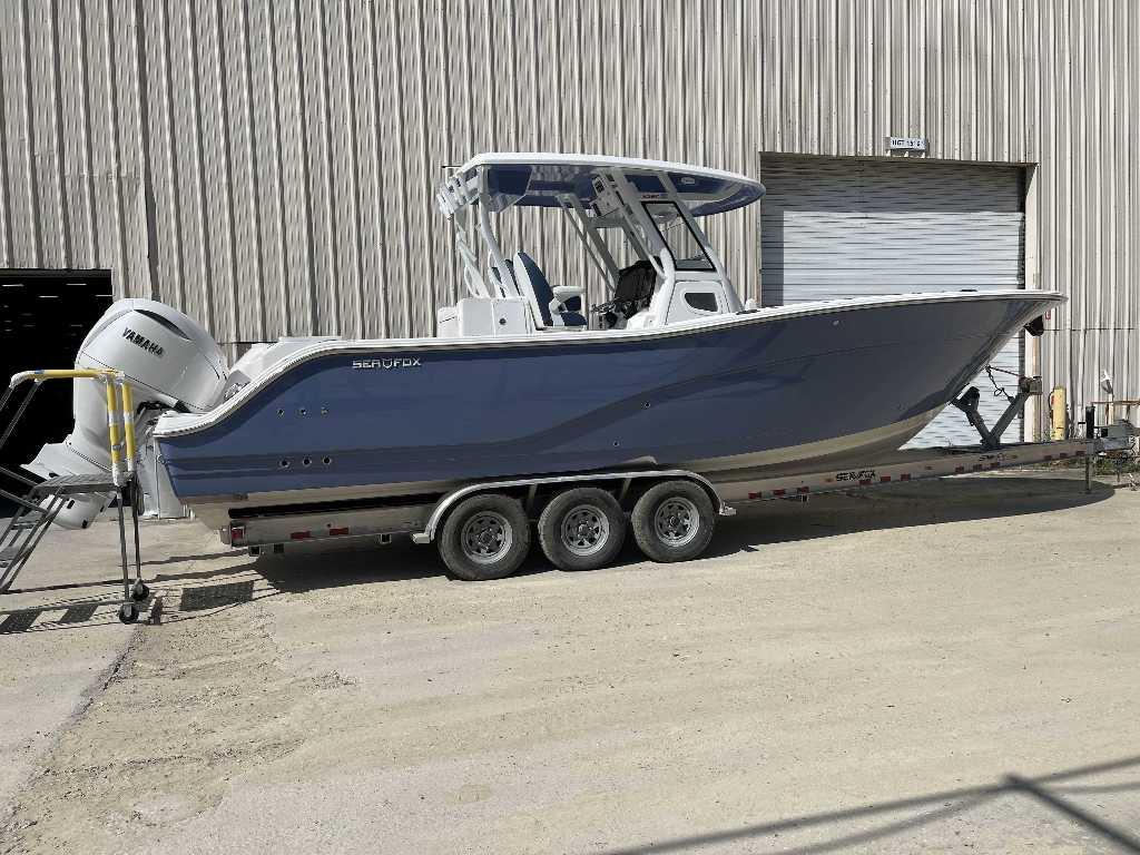 2025 Sea Fox 328 Commander