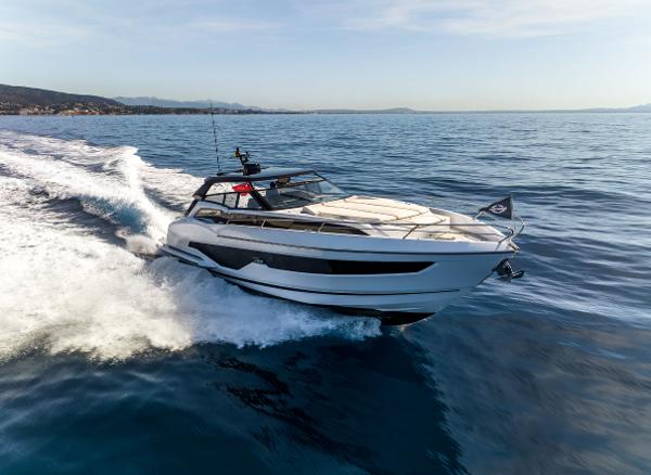 2025 Sunseeker Superhawk 55